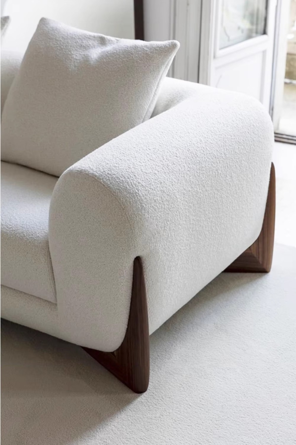 Close-up view of custom hotel fabric sofa LSF6016 cushion Close-up view of custom hotel fabric sofa LSF6016 cushion